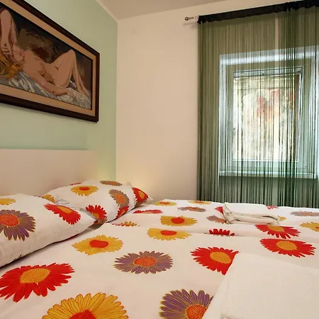 Apartma One Bedroom Flat In Rl Izola
